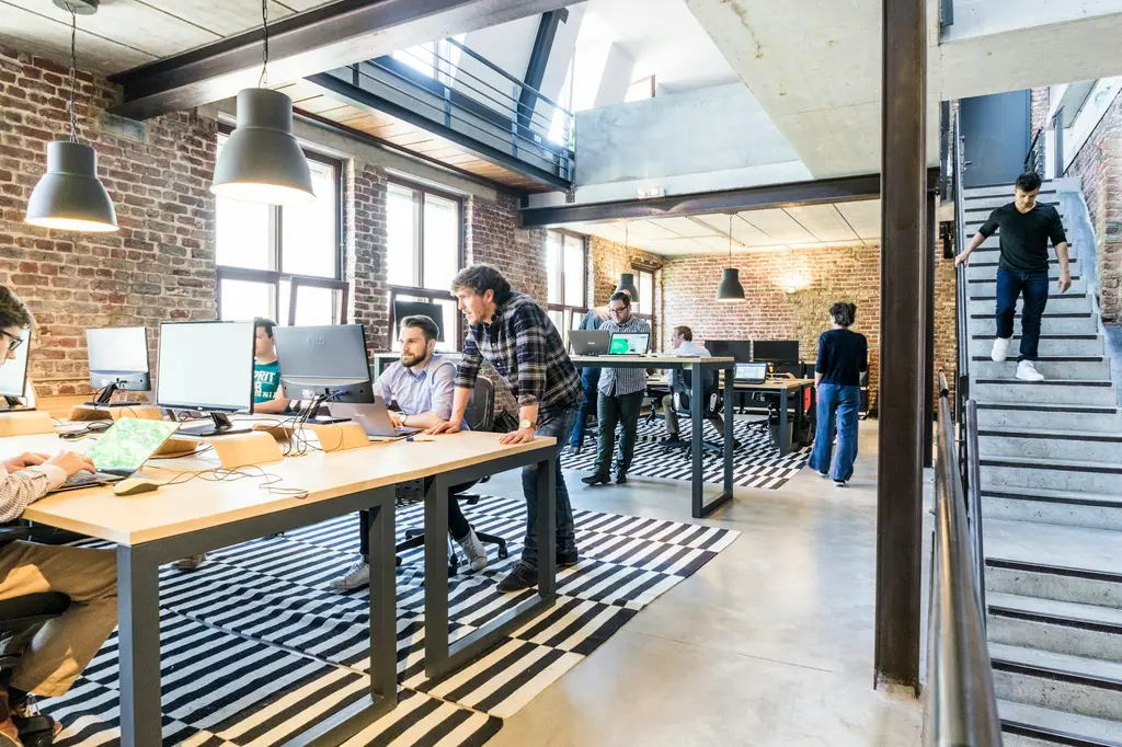 Modern workplace collaboration supported by cloud productivity tools